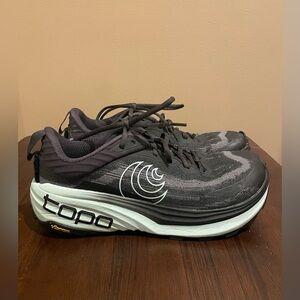 Topo Vista Trail Running Shoe, Black / Mint, Women’s 9.5